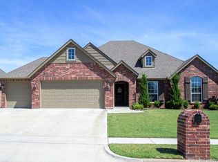 1512 E Pasadena St, Broken Arrow, OK 74011
