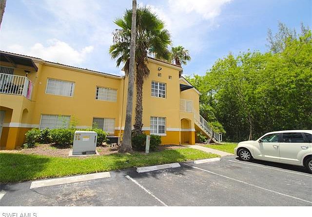 1st image of 3407 Winkler Ave APT 323