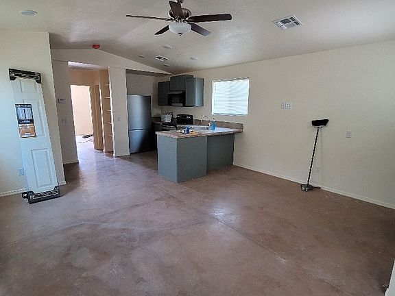 4th image of 1490 Tonto Dr