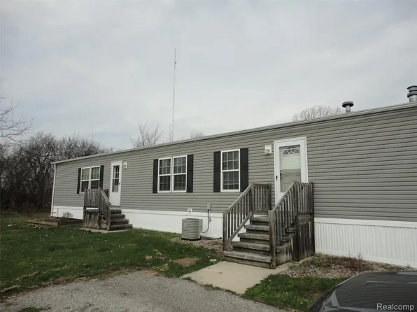 28786 Glenwood, Flat Rock, MI 48134