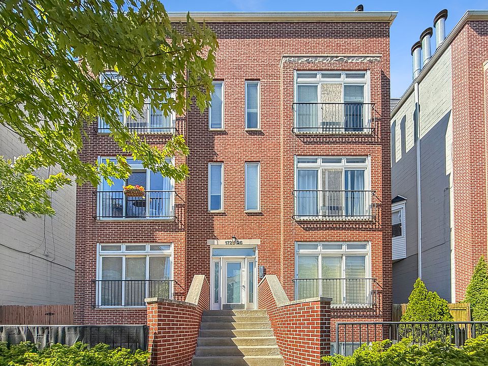 1st image of 1726 W Diversey Pkwy #2E