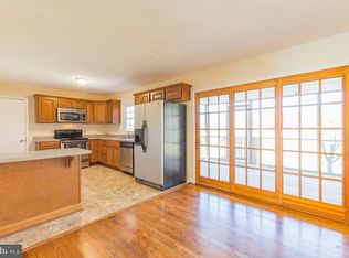 45350 Barefoot Dr, California, MD 20619