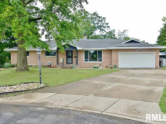 3rd image of 2529 W Rockwood Ct