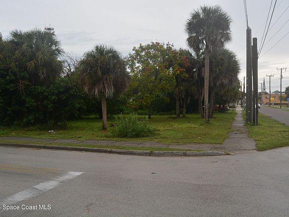 5th image of 134 Rosa L Jones Dr