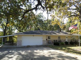 276 E Canaan Rd, Gerald, MO 63037