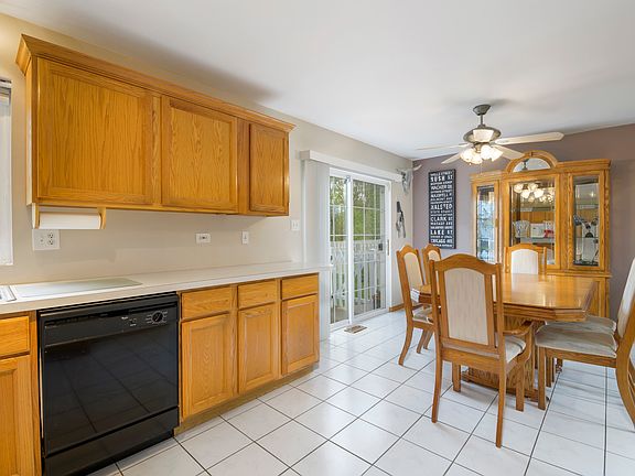 5th image of 908 Sudbury Dr