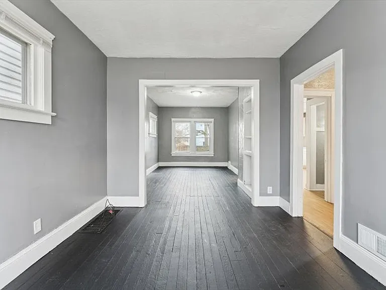 4002 Ardmore Ave — Photo 7