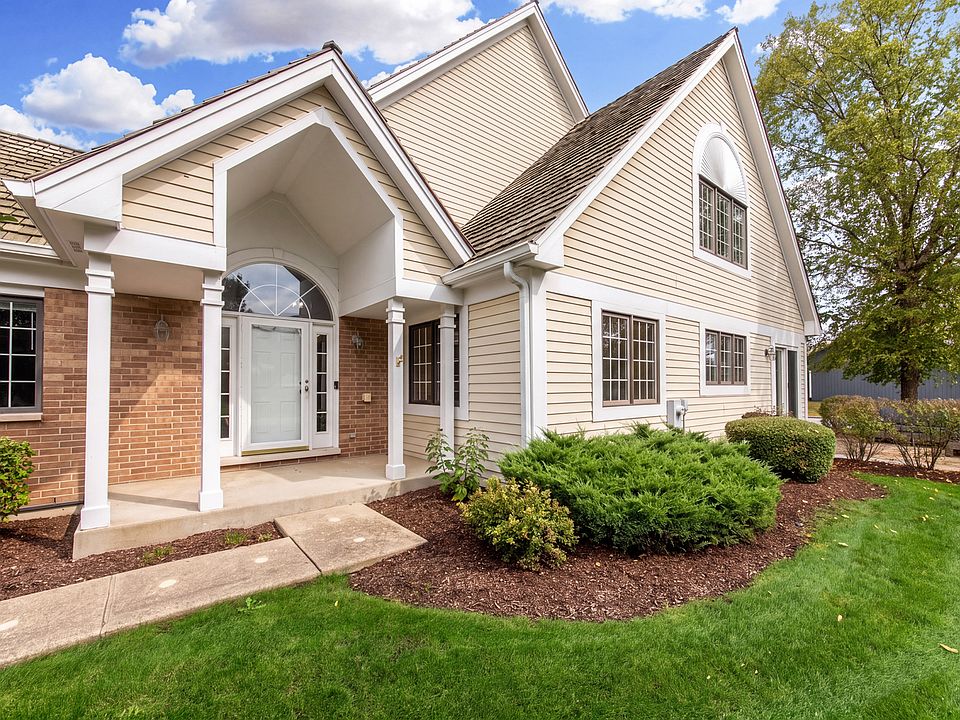 1st image of 820 Braeman Ct