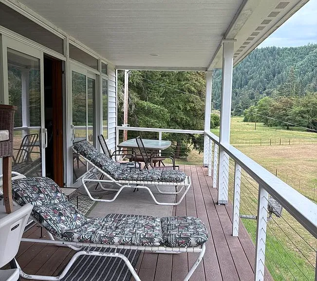 561 Paradise Creek Rd — Photo 28