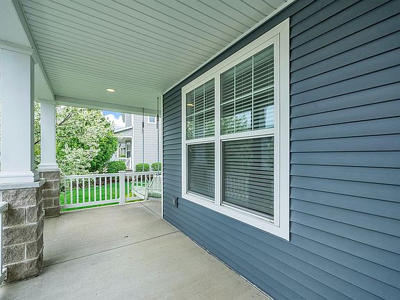 2nd image of 2687 Tapestry Dr