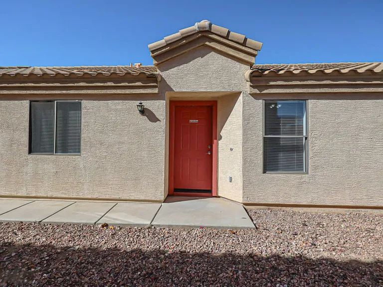 23928 W Desert Bloom St — Photo 8