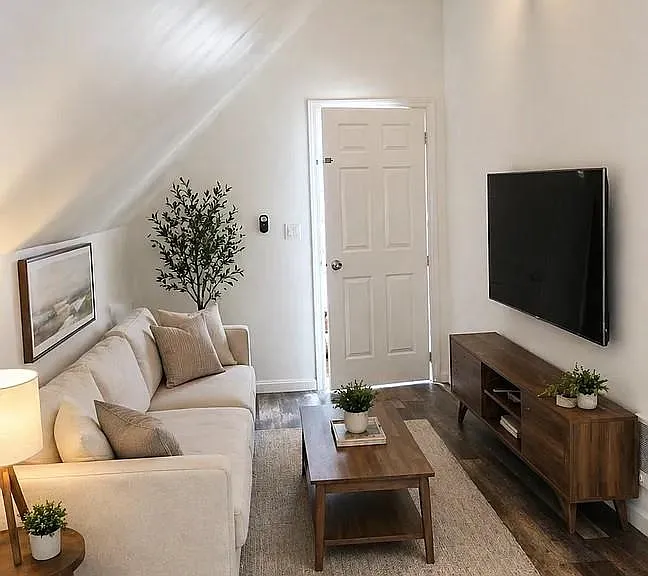 130 Chestnut St #3 — Photo 6