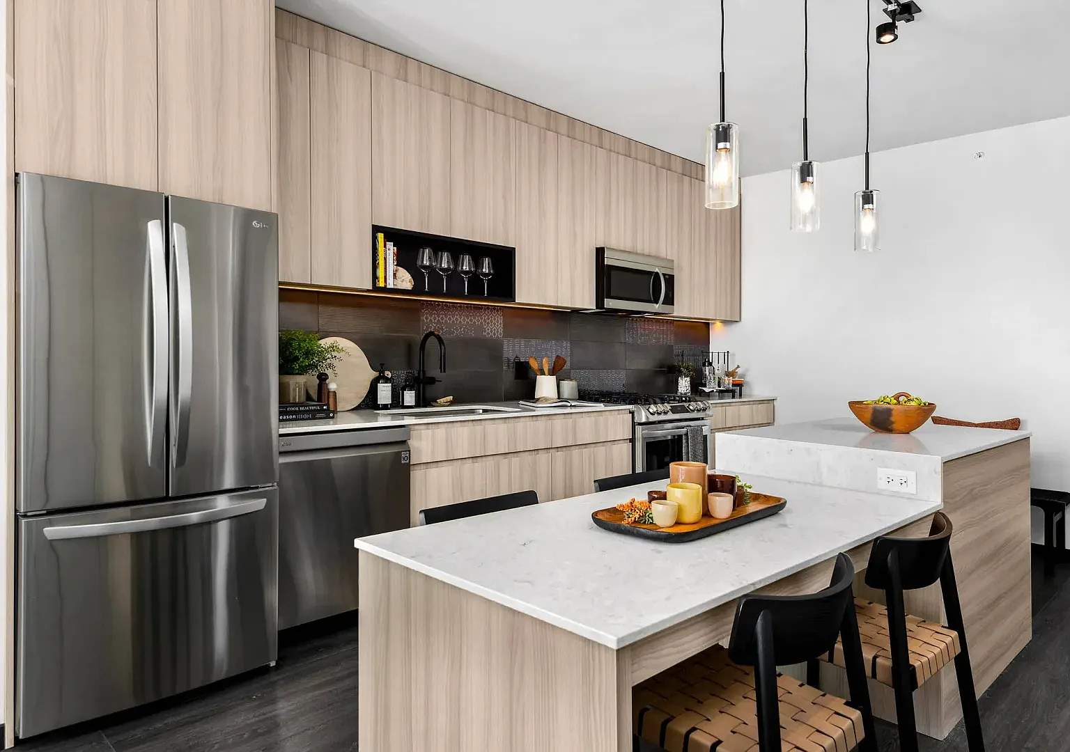2 bed, $4,215 — Photo 2