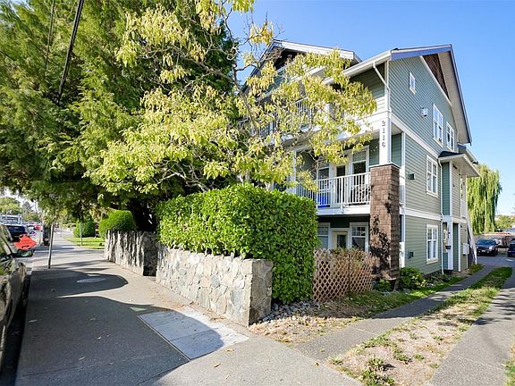 2nd image of 2116 Richmond Rd #1