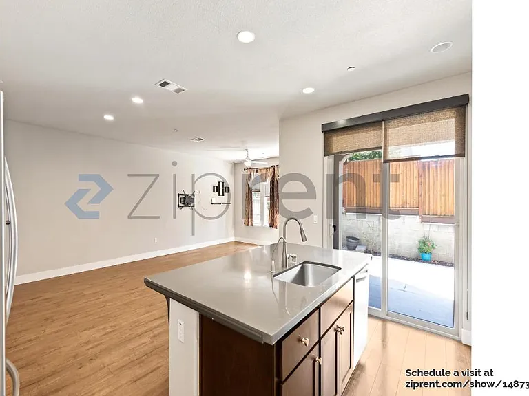 7 Rogers Ln — Photo 9