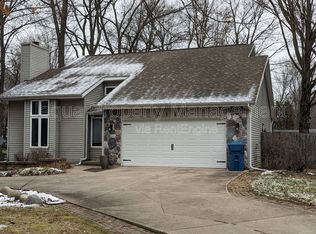 3121 Bayou Vista St, Kalamazoo, MI 49009