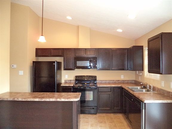 5th image of 1212 Swan Pond Ln
