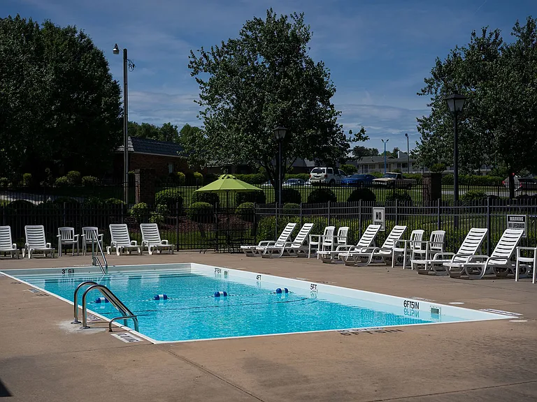 Greenhaven Trace Apartments — Photo 32