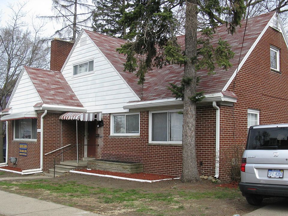 1st image of 701 Catherine St