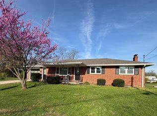 2490 Cedar Rd, York, PA 17408