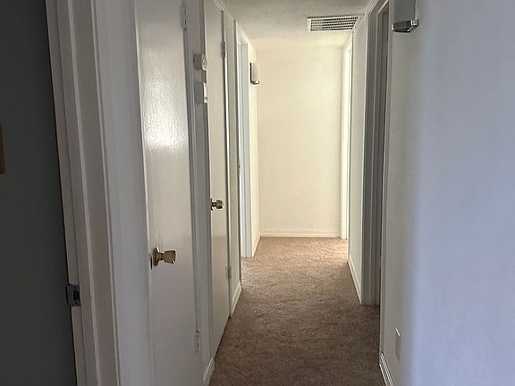 5th image of 1425 S Divisadero St