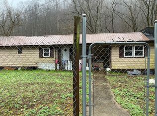 22185 Card Mountain Rd, Mouthcard, KY 41548