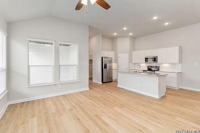 339 Nespral Dr — Photo 8