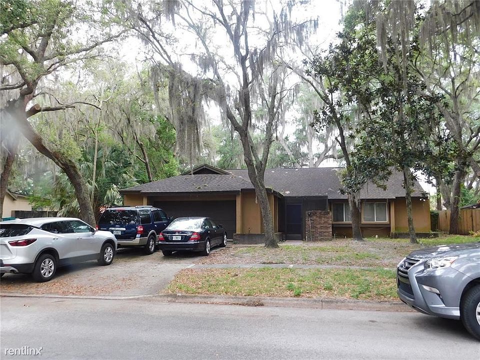 1st image of 4918 Briar Oaks Cir