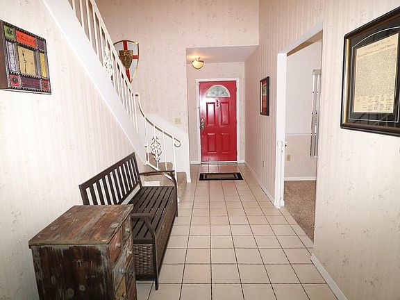 4th image of 7813 Sylvan Dr