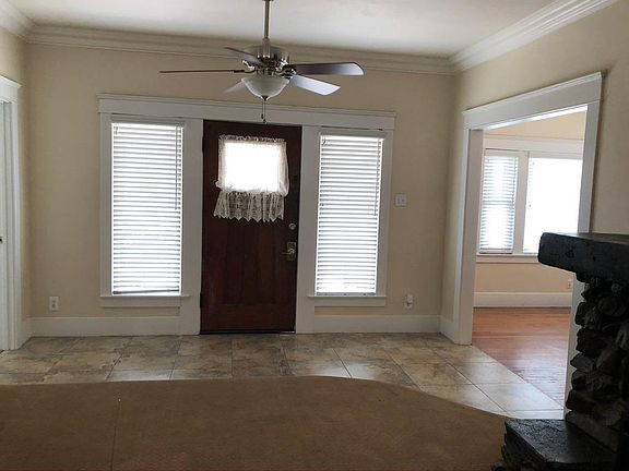 2nd image of 107 Lakeshore Dr