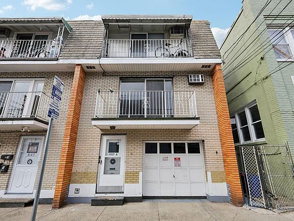 3rd image of 6107 Palisade Ave #A
