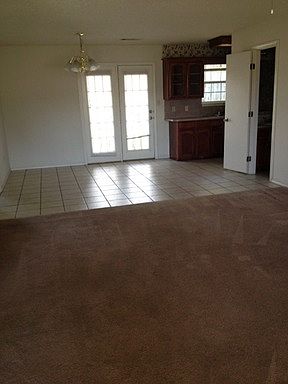 2nd image of 2811 Laura Ln #A