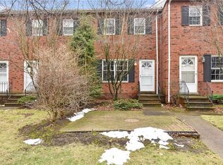 20187 Grannis Rd #3, Fairview Park, OH 44126