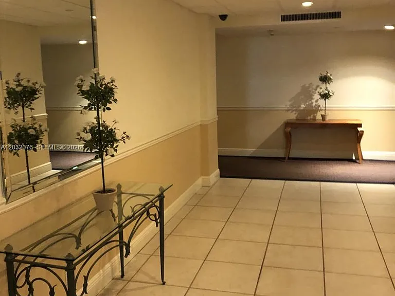 150 Ocean Lane Dr #4B — Photo 11