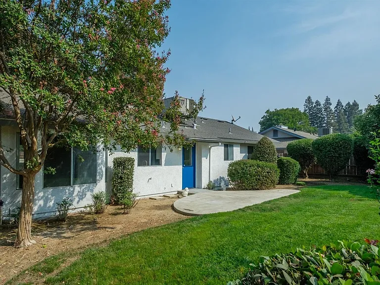4337 W Palo Alto Ave — Photo 25