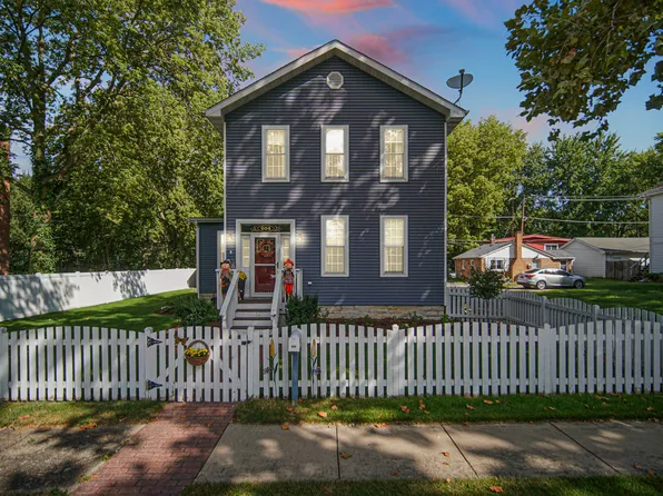 604 W Washington St, Morris, IL 60450