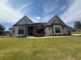 1091 Sunset Blf, Greensboro, GA 30642