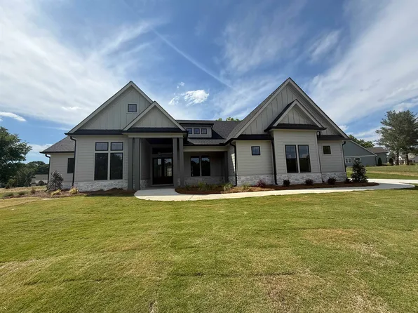 1091 Sunset Blf, Greensboro, GA 30642