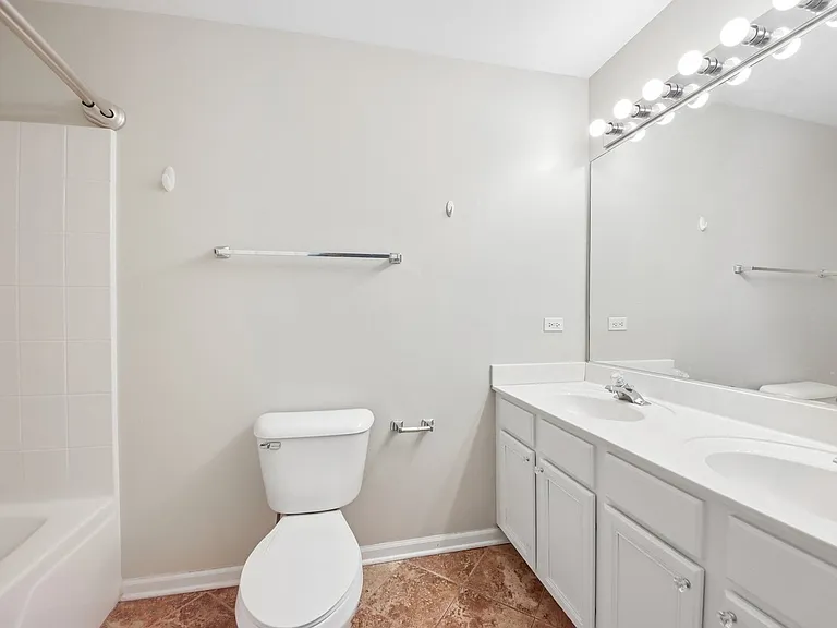 673 Fountainview Dr #673 — Photo 12