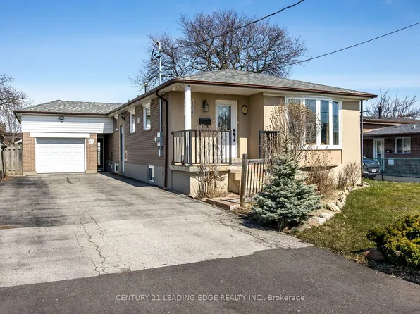 38 Wheatsheaf Cres, Toronto, ON M3N 1P6