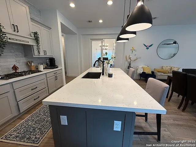 2216 Prado Dr — Photo 16