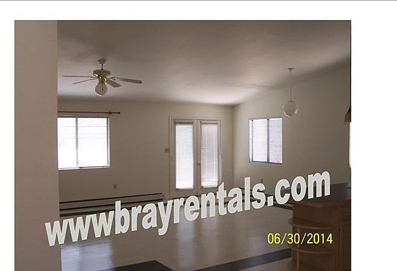2226 S Broadway #2 living watermarked