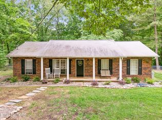 1036 Forest Heights Cir, Lenoir City, TN 37772