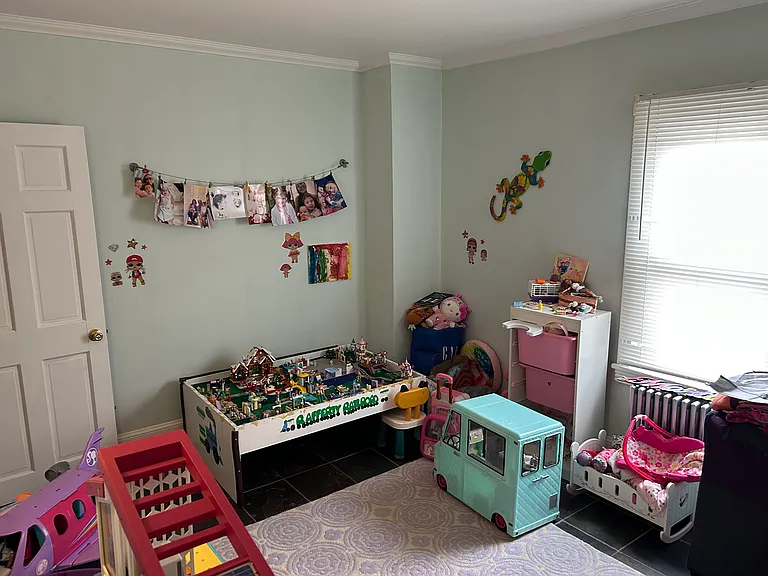 224 Highland Ave — Photo 16