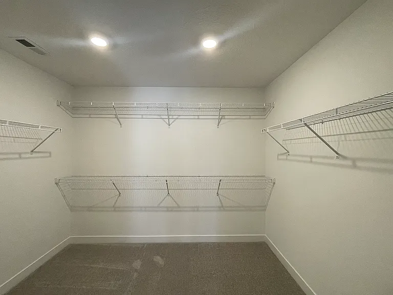 6138 Balsam Ct — Photo 22