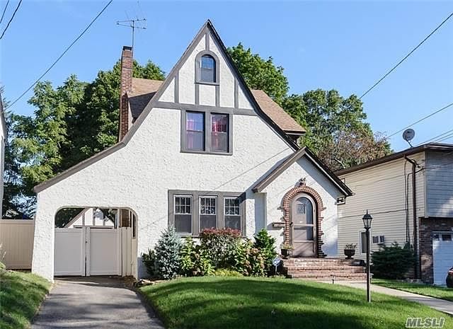 1st image of 681 Stanton Ave