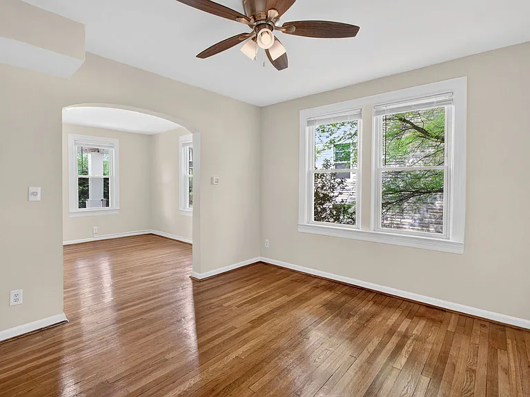 3046 Monroe St NE — Photo 7