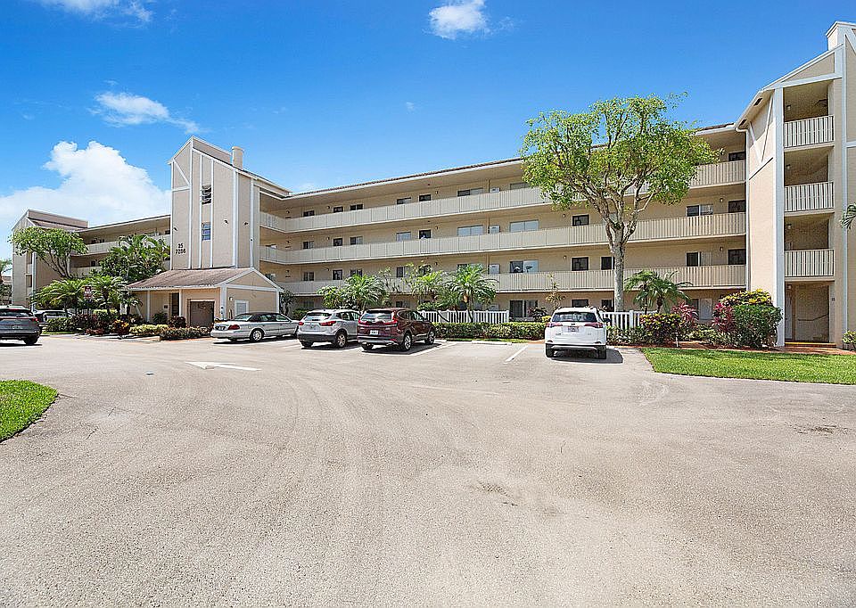 1st image of 7286 Huntington Ln APT 205