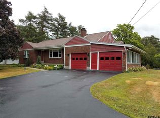 92 Spring Rd, Glenville, NY 12302