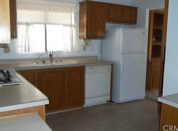 5th image of 1250 Kirby St #80